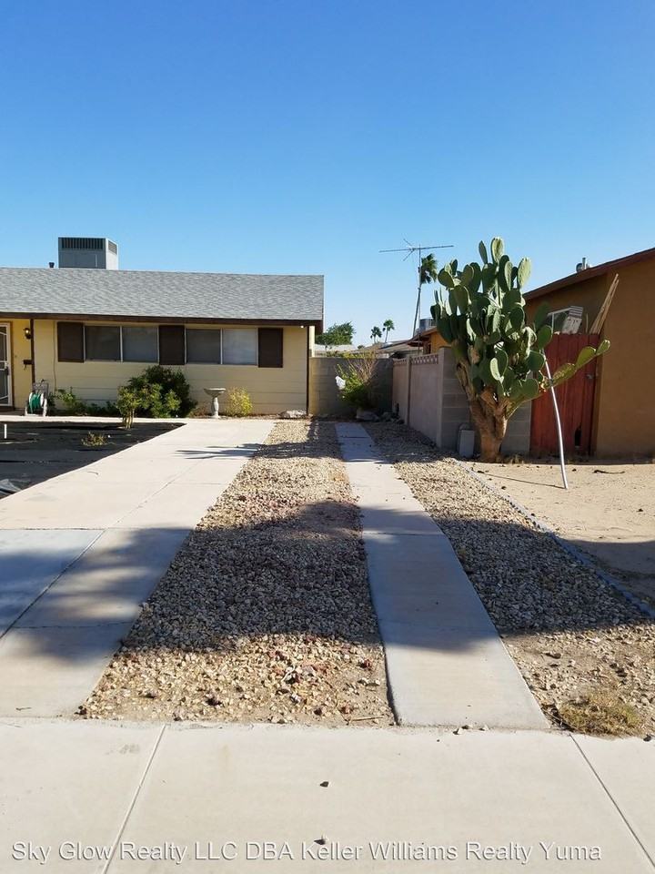 2673 S Mary Ave - Photo 3 of 14