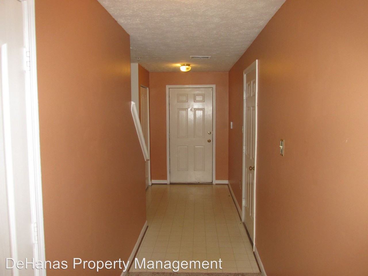 2472 Gerard Ct - Photo 3 of 17