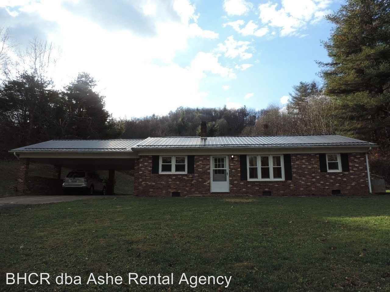 282 Will Vannoy Rd, West Jefferson, NC 28694 3 Bedroom Apartment for