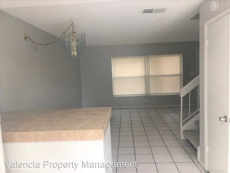 14651 Pine Glen Cir - Photo 2 of 10