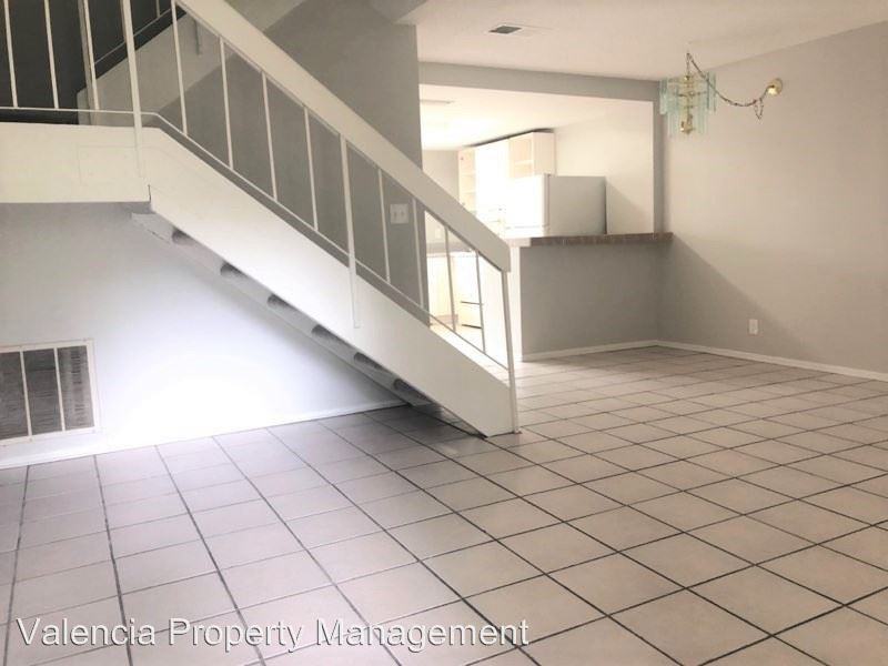 14651 Pine Glen Cir - Photo 3 of 10