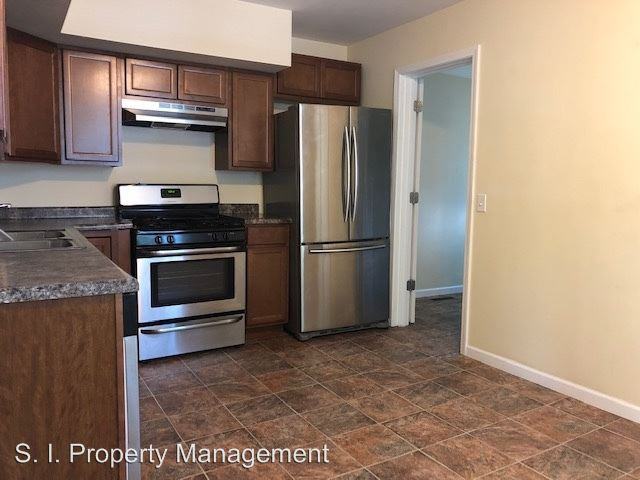 502 S Virginia Ave - Photo 3 of 12