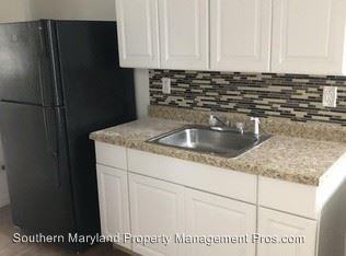 2043 Wheeler Avenue - Photo 3 of 6