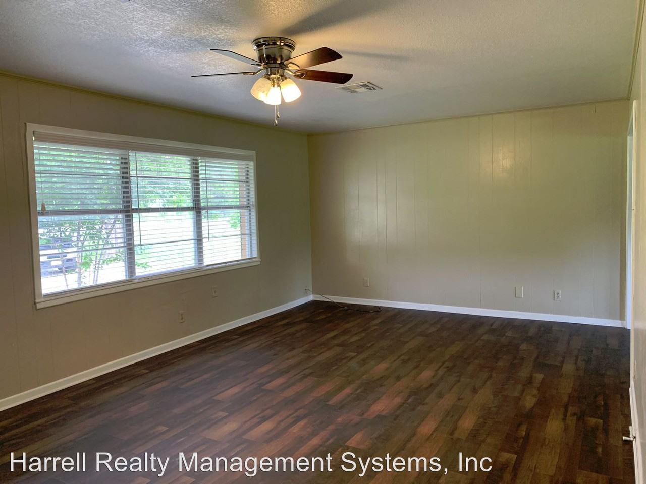 608 Bosque Ln - Photo 2 of 11