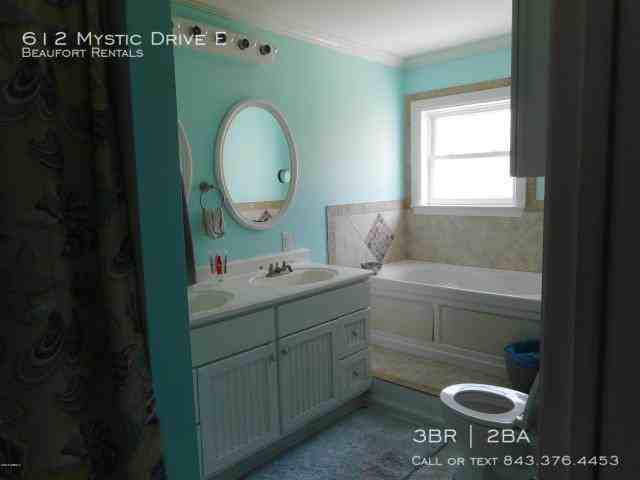 612 Mystic Dr E - Photo 2 of 27