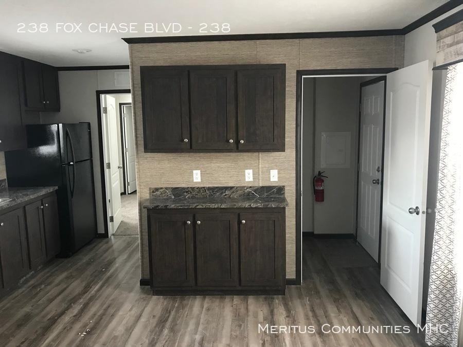 238 Fox Chase Blvd - Photo 2 of 17