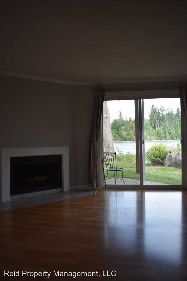 19764 3rd Ave Nw D-37 - Photo 2 of 10