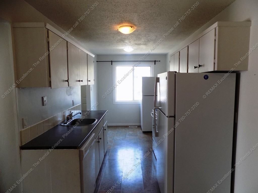 $500 MOVE - Photo 3 of 18