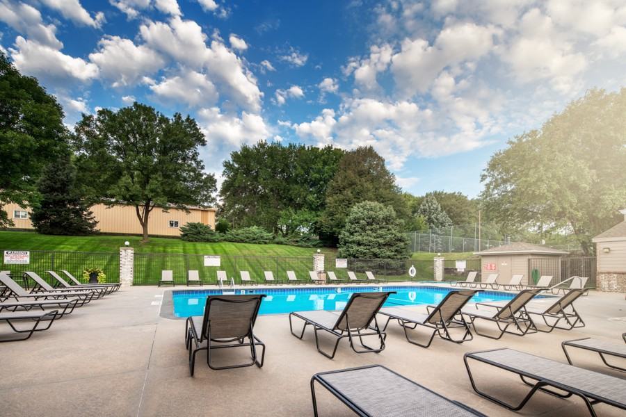 Highpointe by Broadmoor - Photo 2 of 17