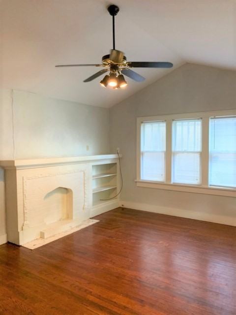 2020 N Villa Ave - Photo 2 of 9