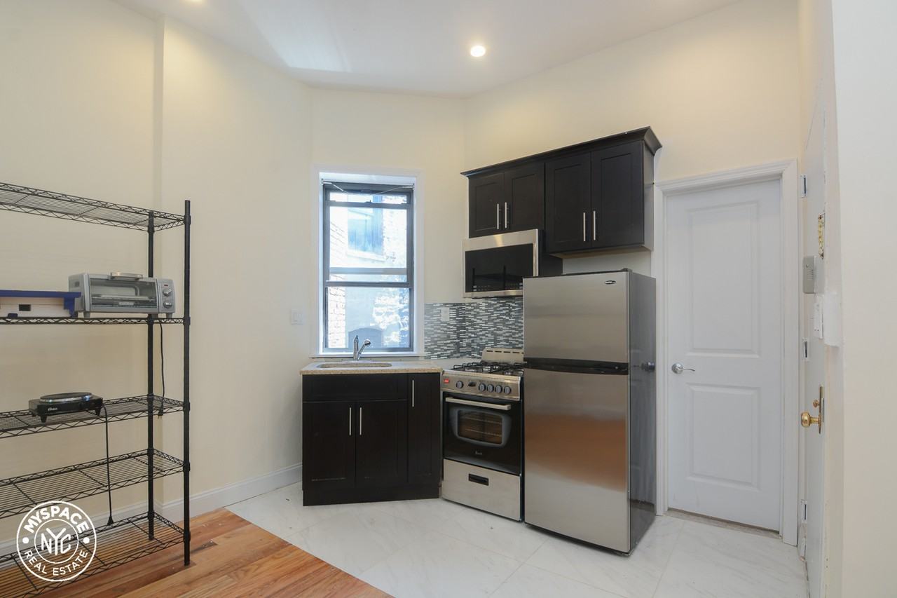 637 St Marks Ave #1C