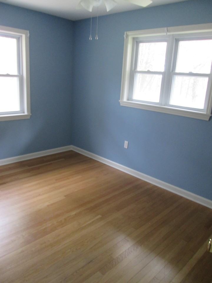 104 Cook Rd - Photo 3 of 6