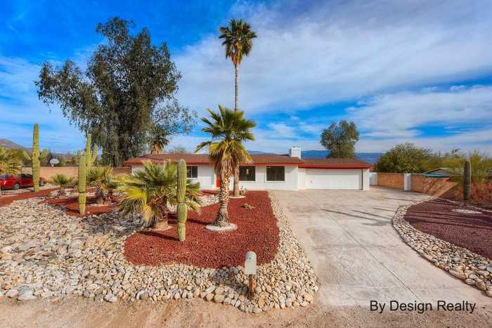 4720 North Rio Vista Drive - Photo 2 of 27