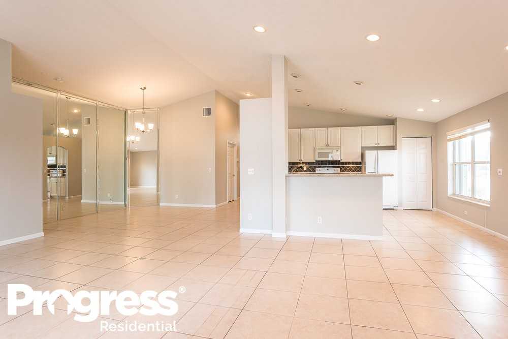 6841 Camille St - Photo 3 of 22