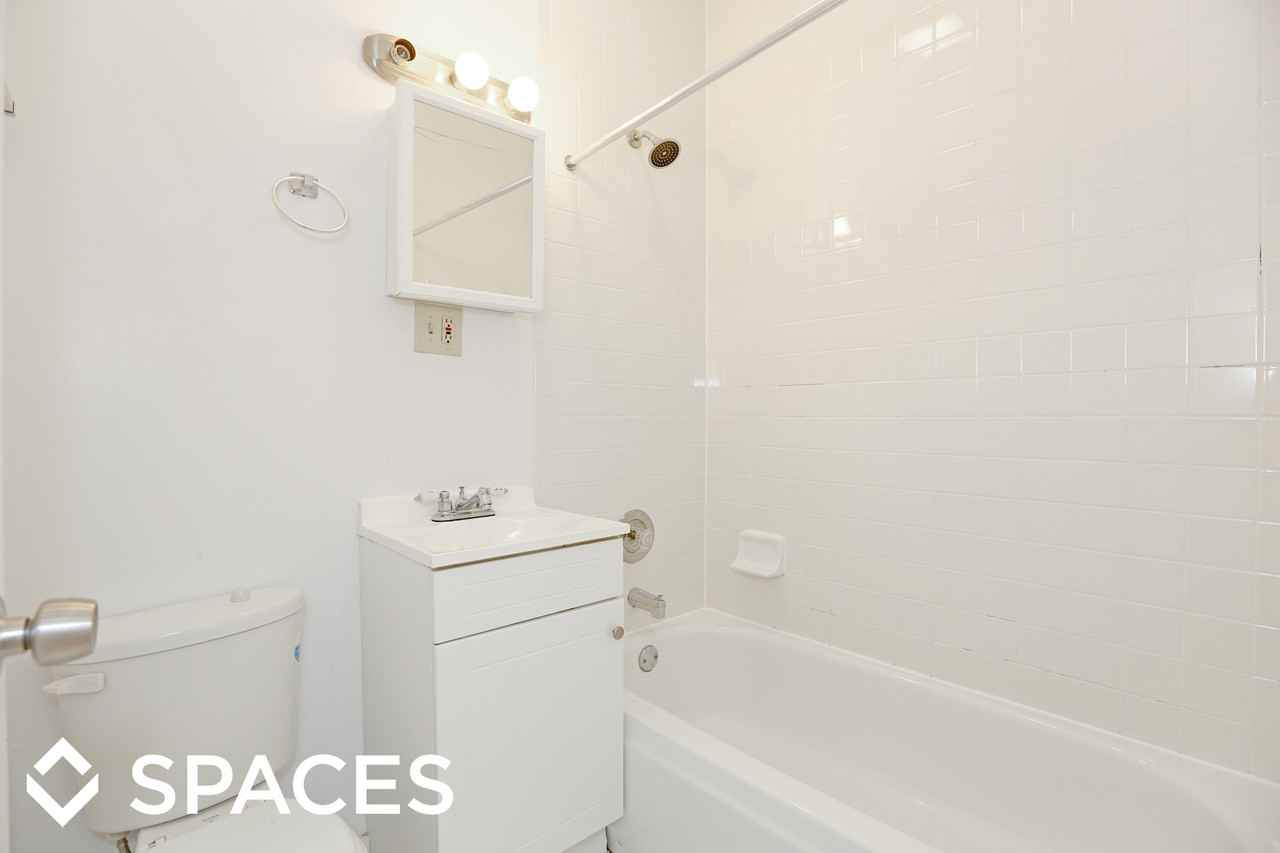 1850 N Humboldt - Photo 3 of 14