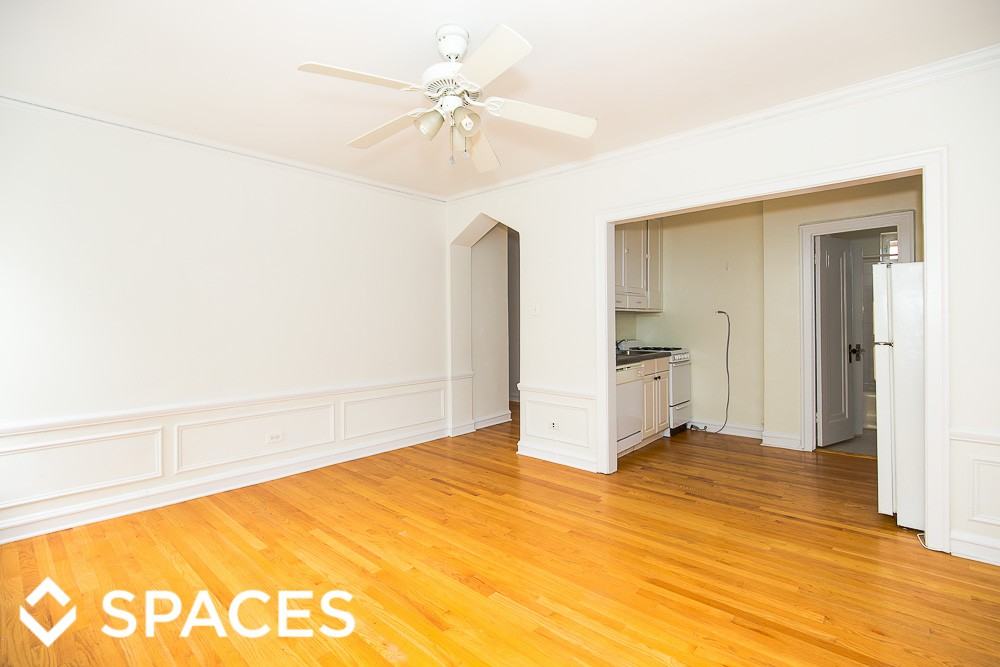 4545 N Beacon - Photo 3 of 32