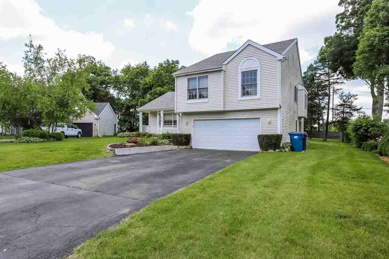 656 White Oak Ln - Photo 2 of 20