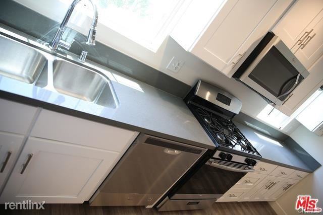 635 N Normandie Ave #2