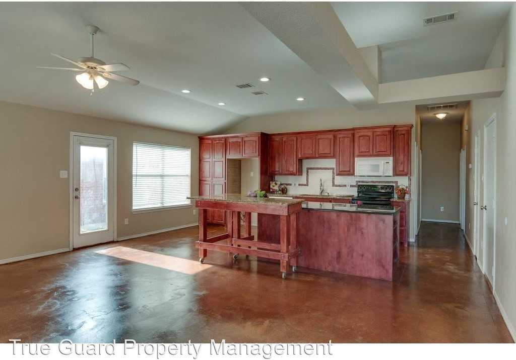 10429 Aransas Dr. - Photo 3 of 18