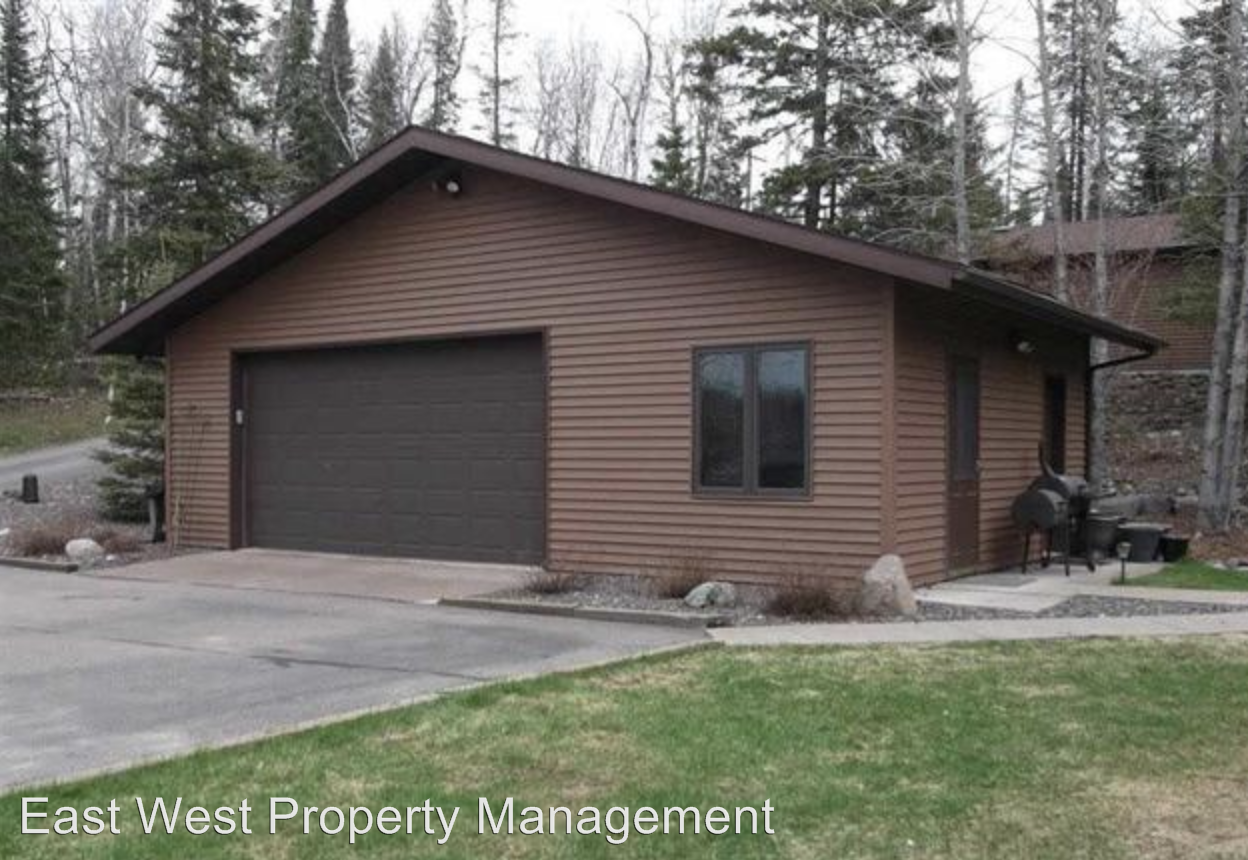 6767 Abbott Rd - Photo 3 of 14