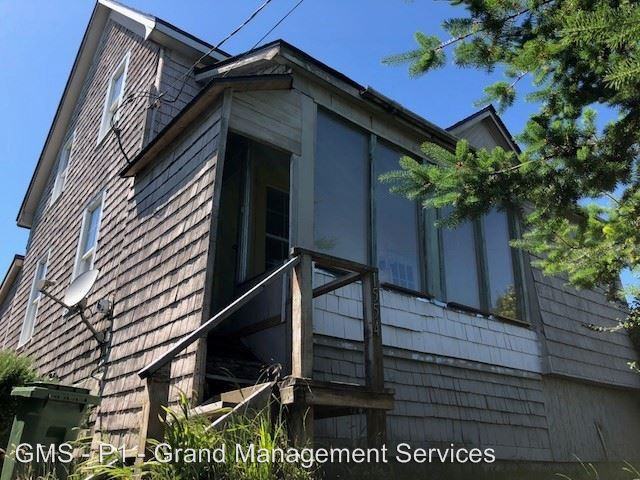 1554 Union Ave - Photo 3 of 34