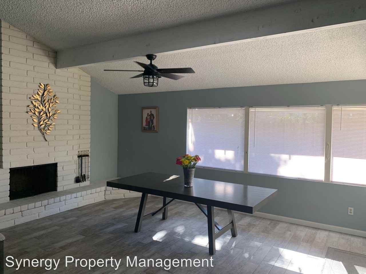 1809 Glenbrea Ct - Photo 2 of 19