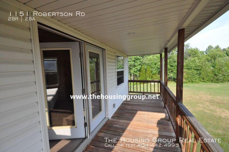 110 S Main St - Photo 3 of 25