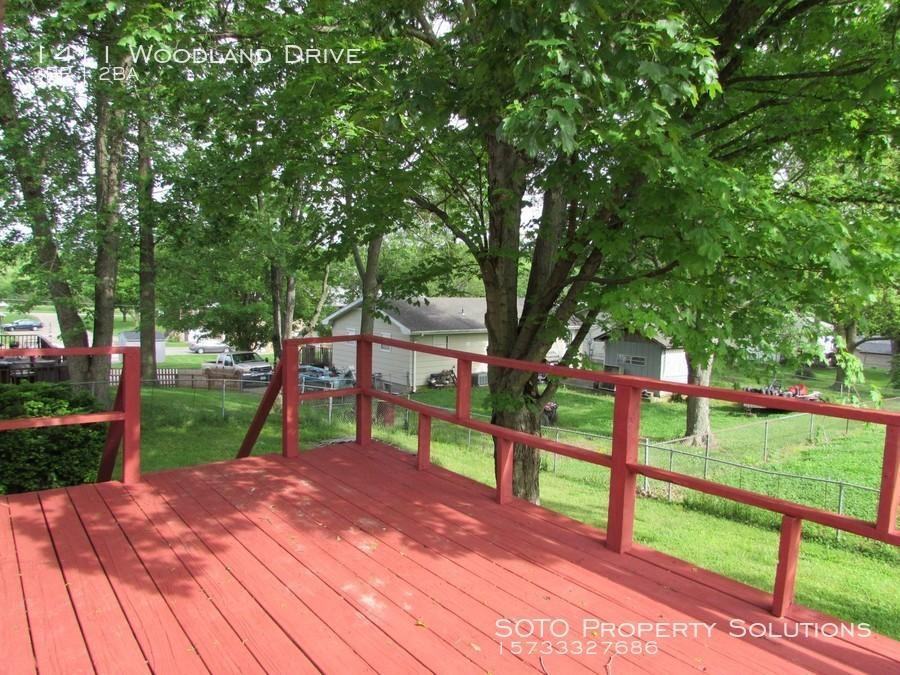 1411 Woodland Dr - Photo 3 of 10