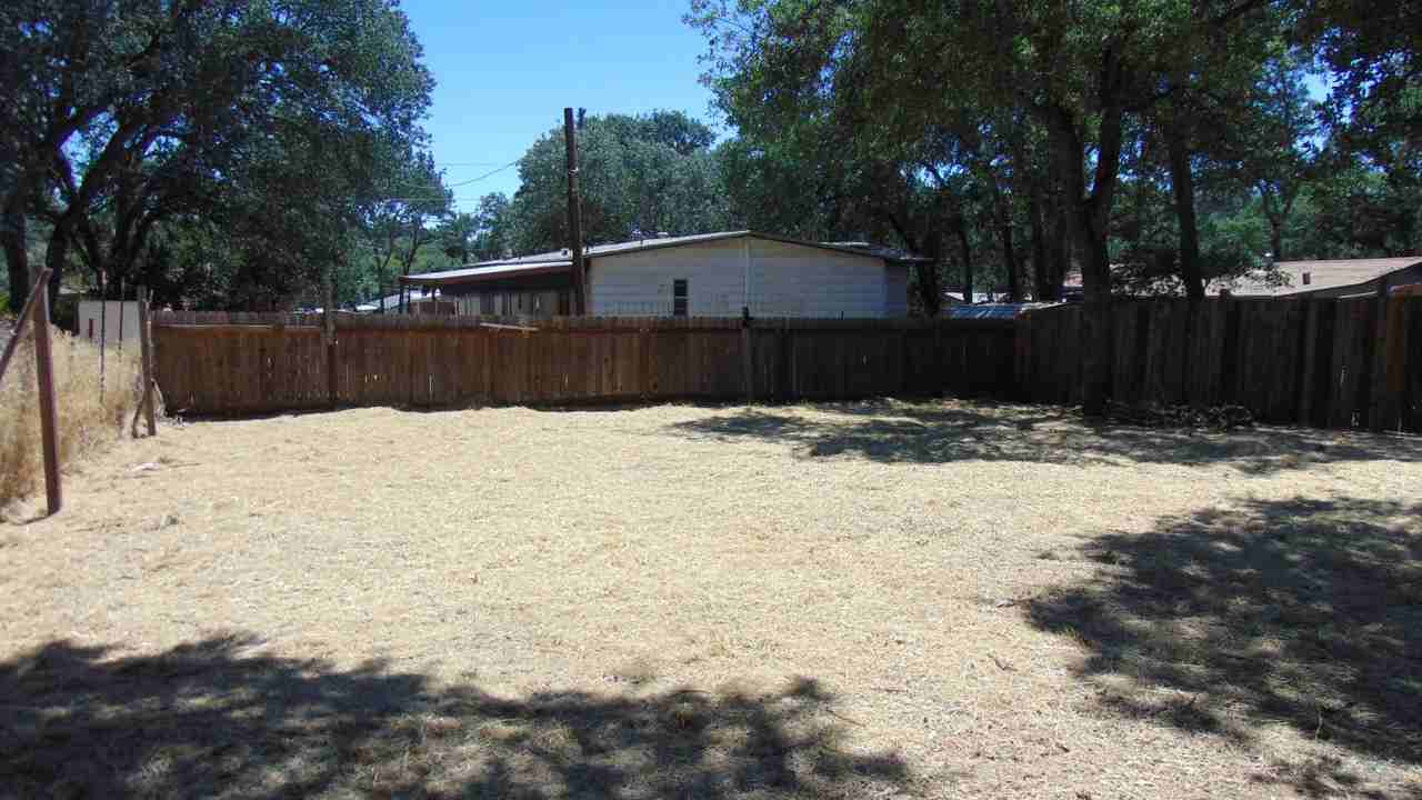 15935 28th Ave - Photo 2 of 8