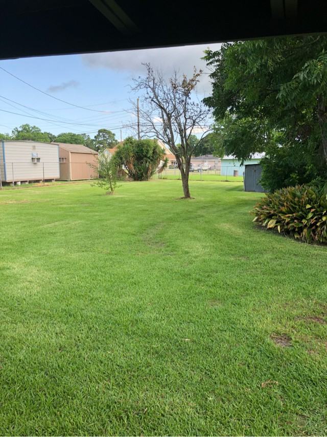 413 Gist Dr - Photo 2 of 15