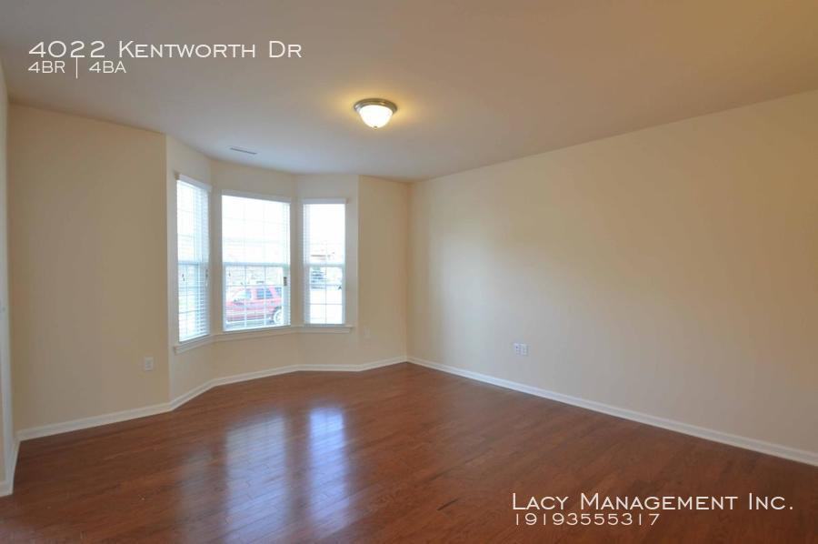 4022 Kentworth Dr - Photo 2 of 19