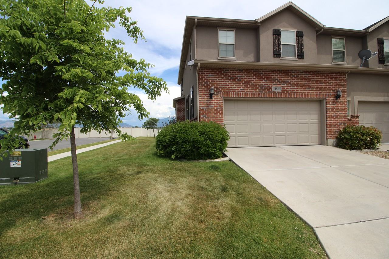 157 Sw - Photo 4 of 36
