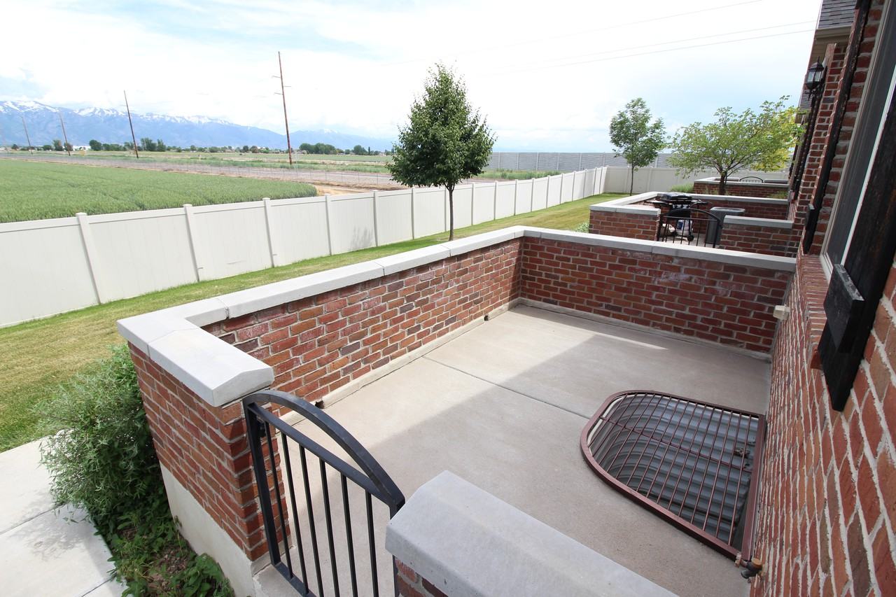 157 Sw - Photo 6 of 36