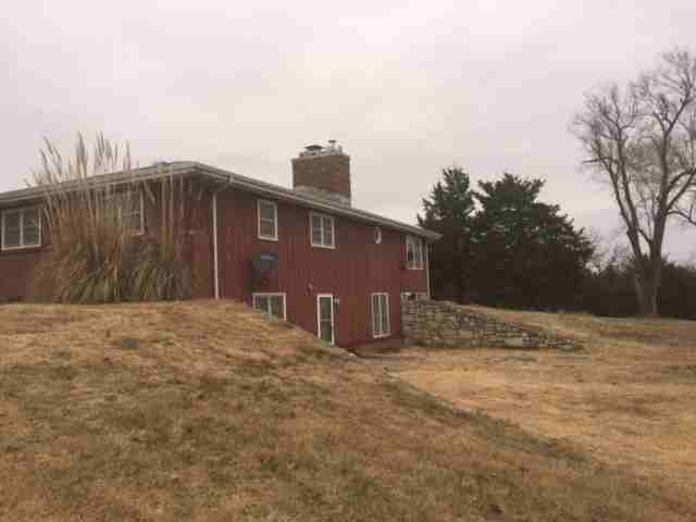 7355 Dyer Rd - Photo 2 of 22