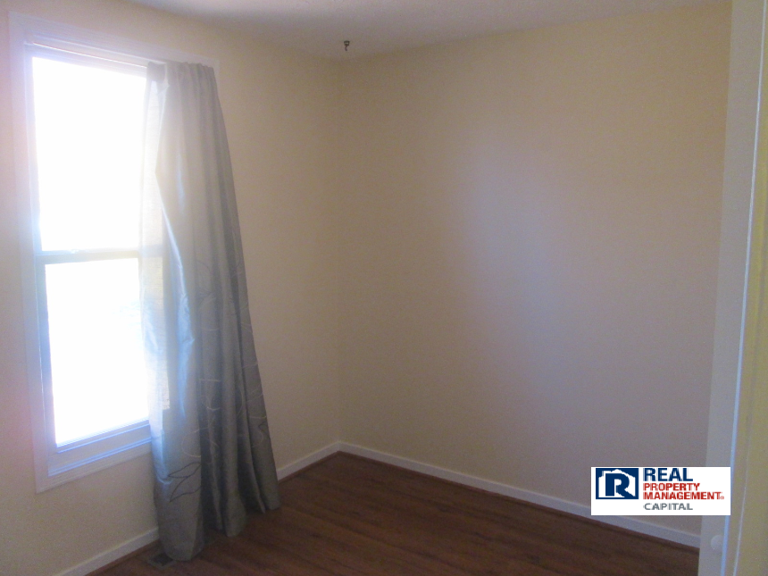19419 Kildonan Dr - Photo 7 of 15