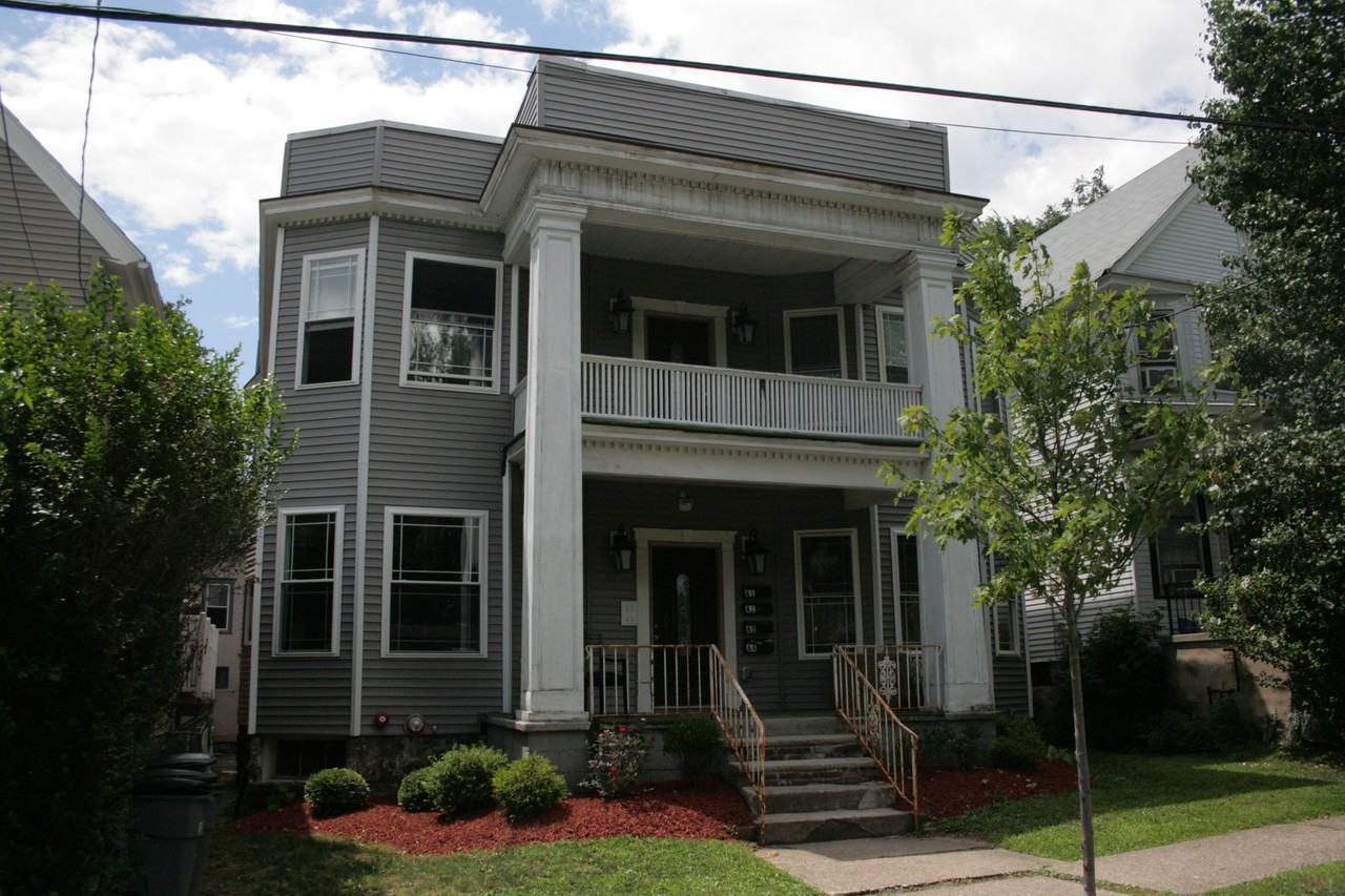 1326 E Gibson St - Photo 2 of 12