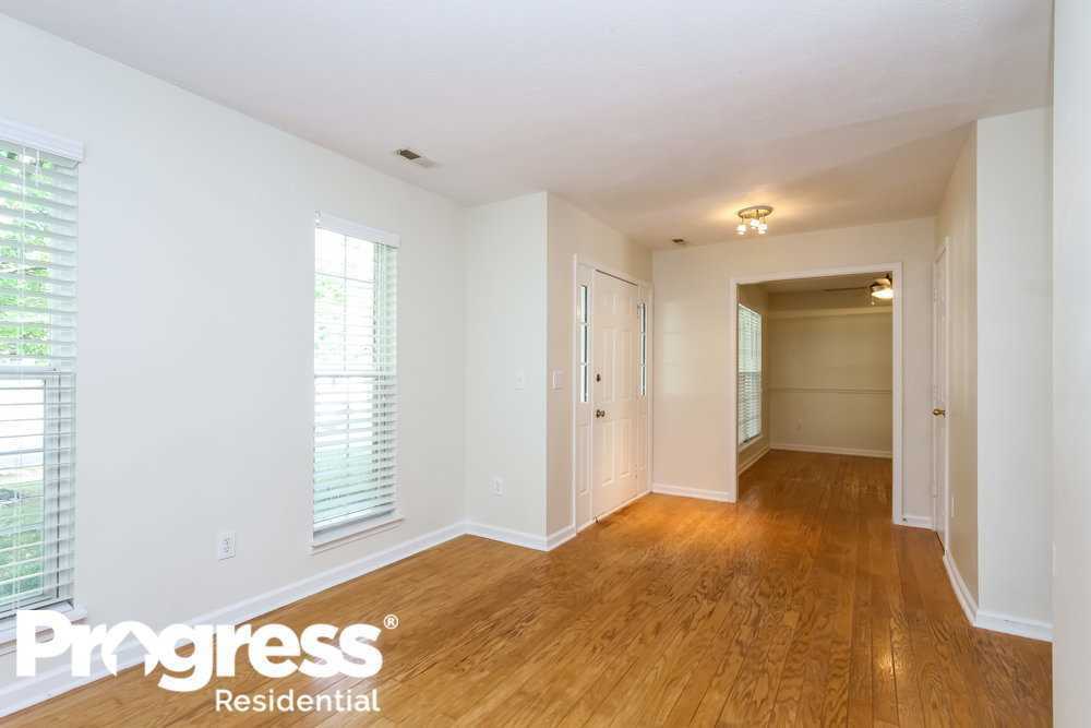 10160 Glenn Abbey Ln - Photo 2 of 15