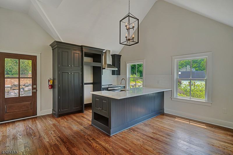 66 Main St #2 - Photo 3 of 18