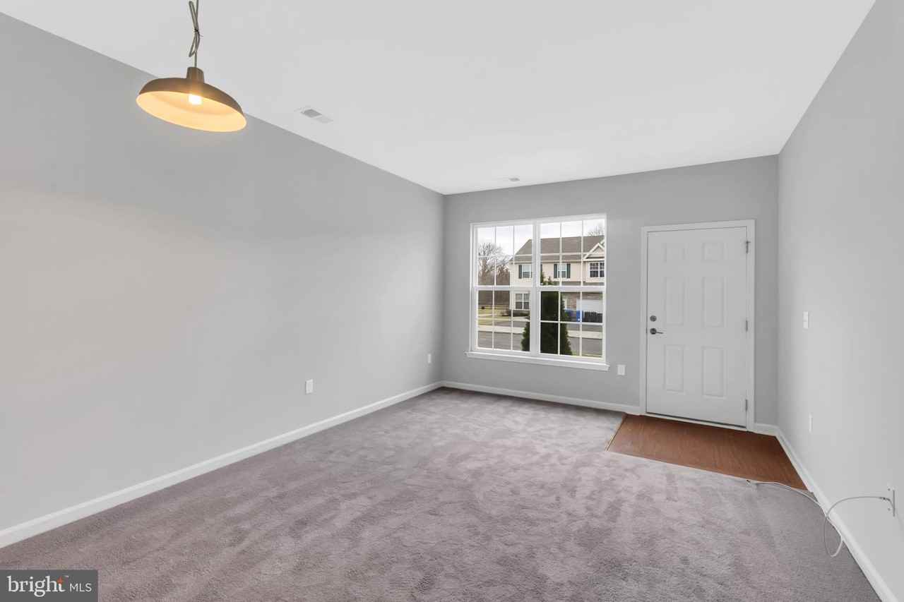 13 Still Run - Photo 3 of 19