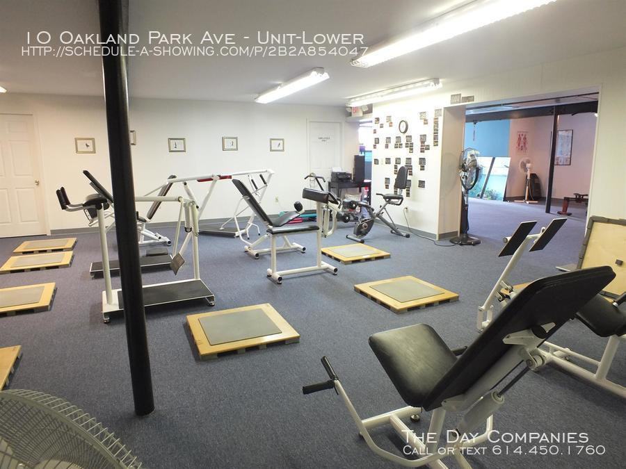 10 Oakland Park Ave - Photo 3 of 6