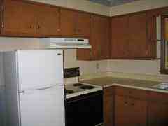 1005 N Holly Ave - Photo 3 of 7