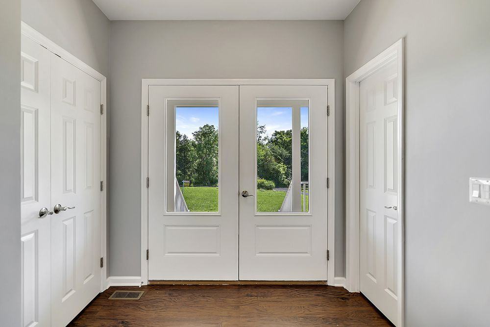 39615 Toad Hall Ln - Photo 3 of 42