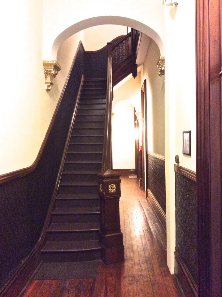 1410 Eutaw Place - Photo 2 of 10