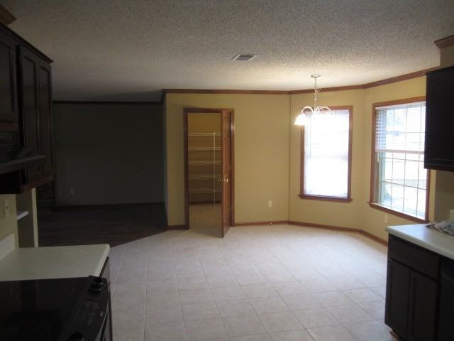 3547 August Dr - Photo 3 of 11