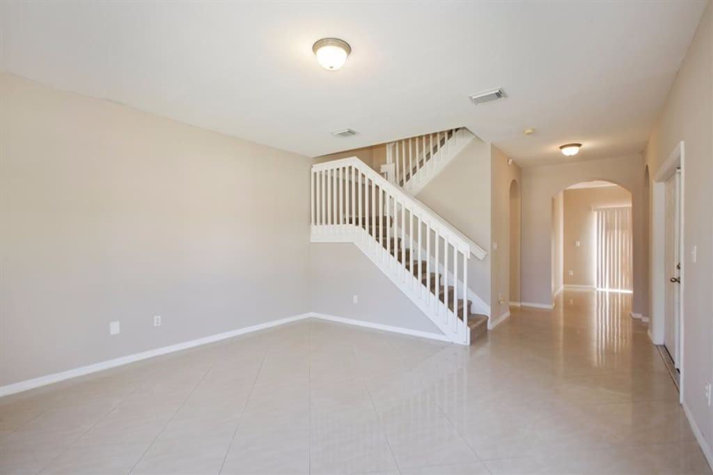 13476 Sw 278th Ter - Photo 3 of 20