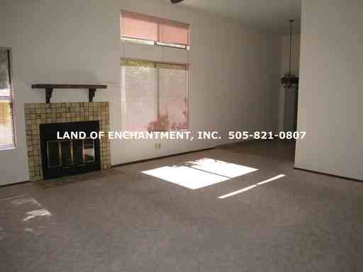 10291 Las Casitas Ct NE - Photo 3 of 11