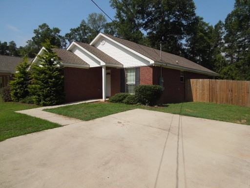 3385 Harwell Rd - Photo 2 of 20