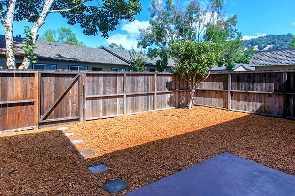 Villa Oaks - Photo 7 of 17