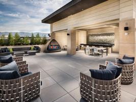 featured image of 418 N Main St