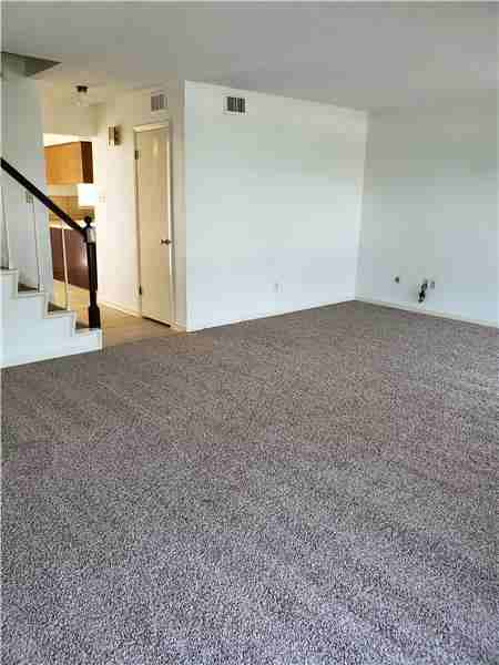 1100 Woodland West Dr #2 - Photo 3 of 20